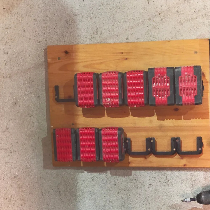 Bosch Professional 18V Battery Wall Mount – 5 Pack | 3D Printed Tool Holders | Space-Saving Storage