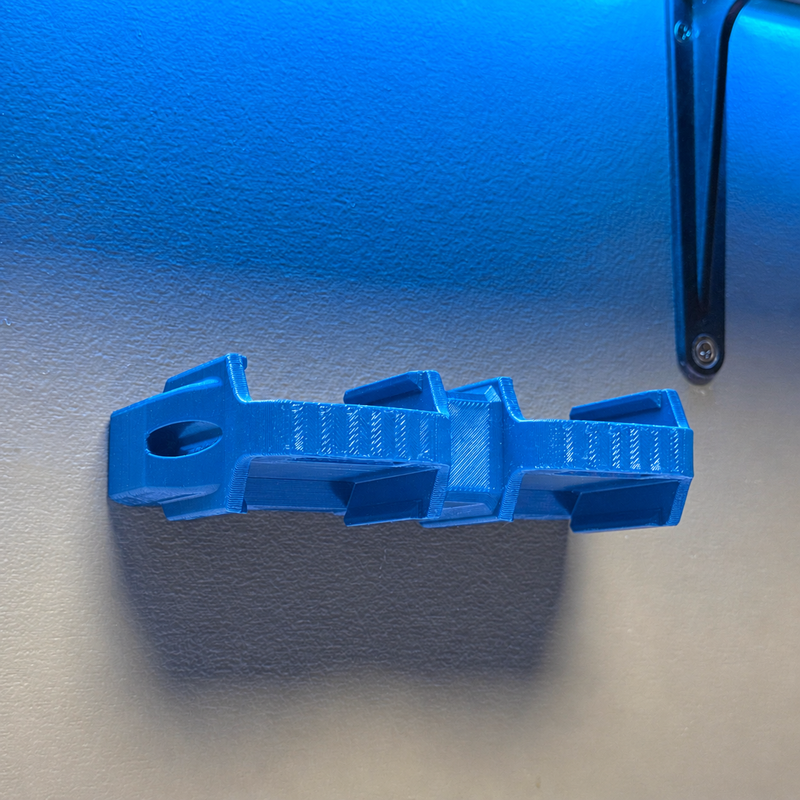 4 slot Blue colour variant — Battery Wall Holder for Makita 18V – 4 or 6 Slot Storage Rack