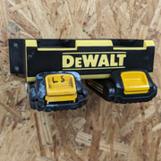 DeWalt 20V 4x battery wall mount – photo 2
