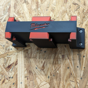 Milwaukee M18 quad battery wall mount – photo 3