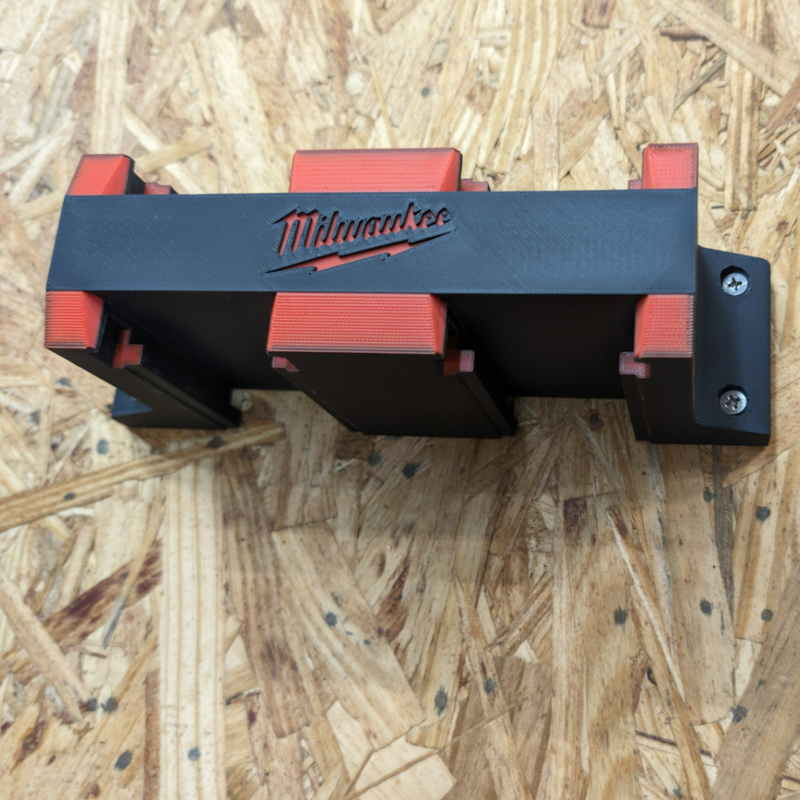 Milwaukee M18 quad battery wall mount – photo 3