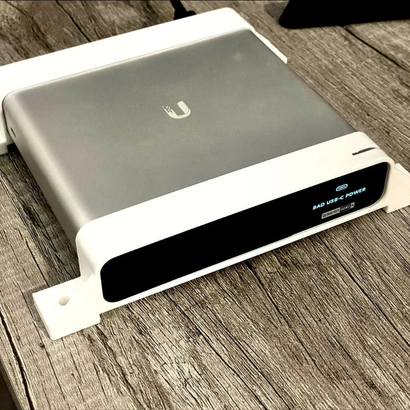 Ubiquiti UniFi Cloud Key Gen2 Plus wall mount bracket – photo 5